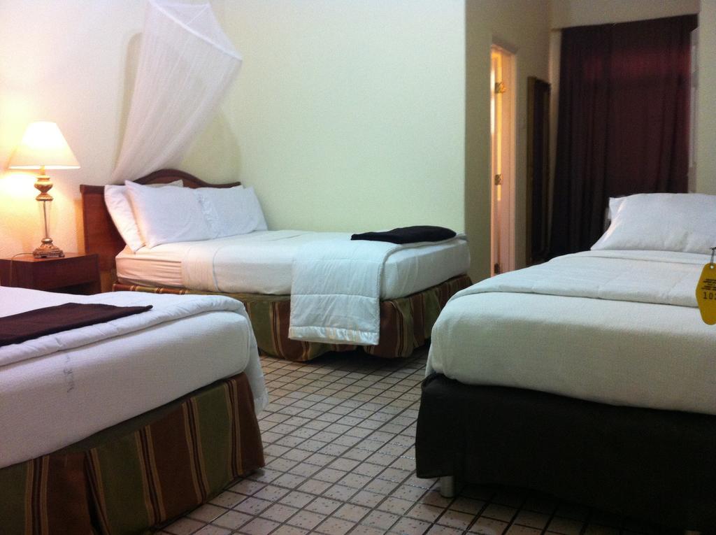 Executive Airport Hotel Entebbe Pokoj fotografie
