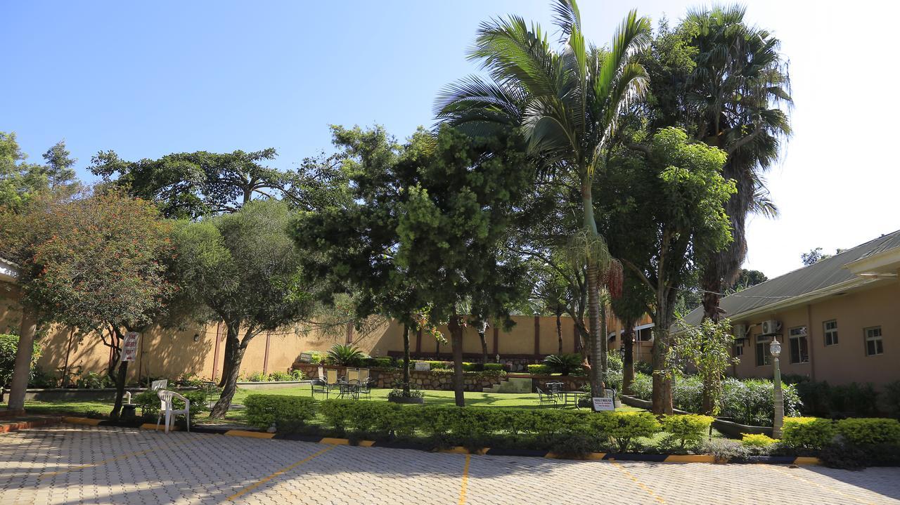 Executive Airport Hotel Entebbe Exteriér fotografie