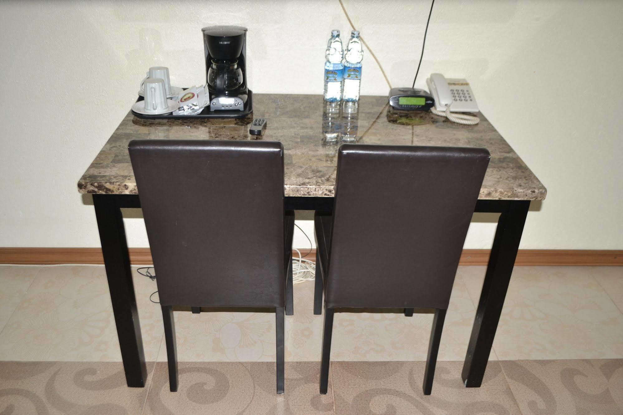 Executive Airport Hotel Entebbe Exteriér fotografie