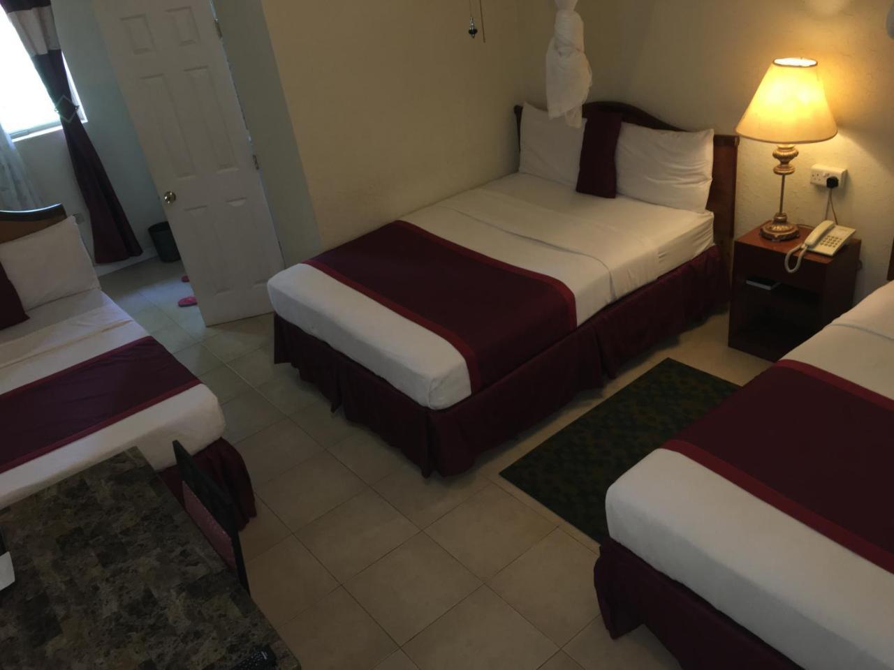 Executive Airport Hotel Entebbe Exteriér fotografie